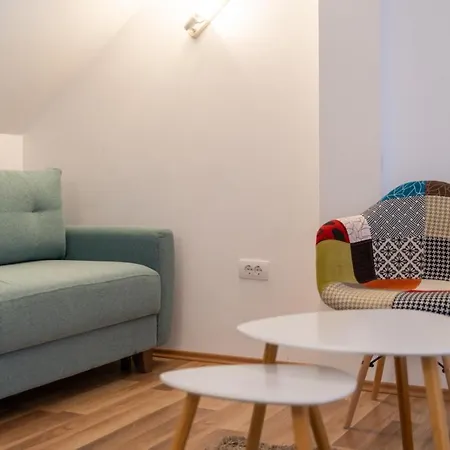 Apartamento Zova Raj *