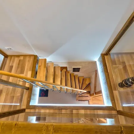 Zova Raj Apartamento